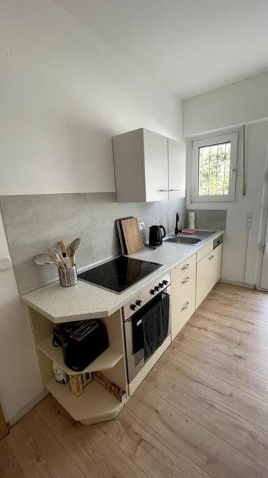 Apart70-Modern Design I Garden With Terrace I Smart Tv I Free Parking I Free Wifi Хам Екстериор снимка